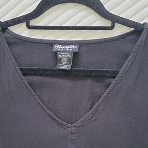 Wrangler Retro Black V‑Neck Tee